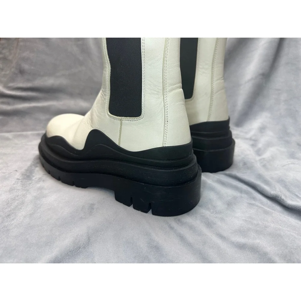Bottega Veneta Tire‎ Lug Chelsea Boot in Sea Salt Black Italy Size EU 34
